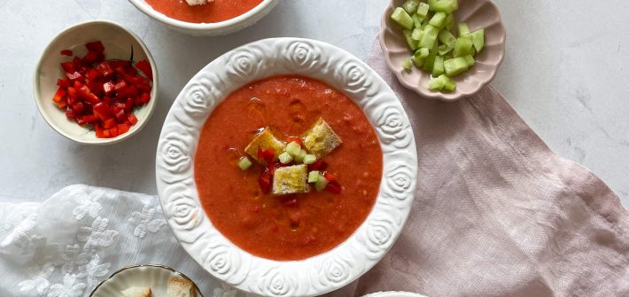 šalta pomidorų sriuba
