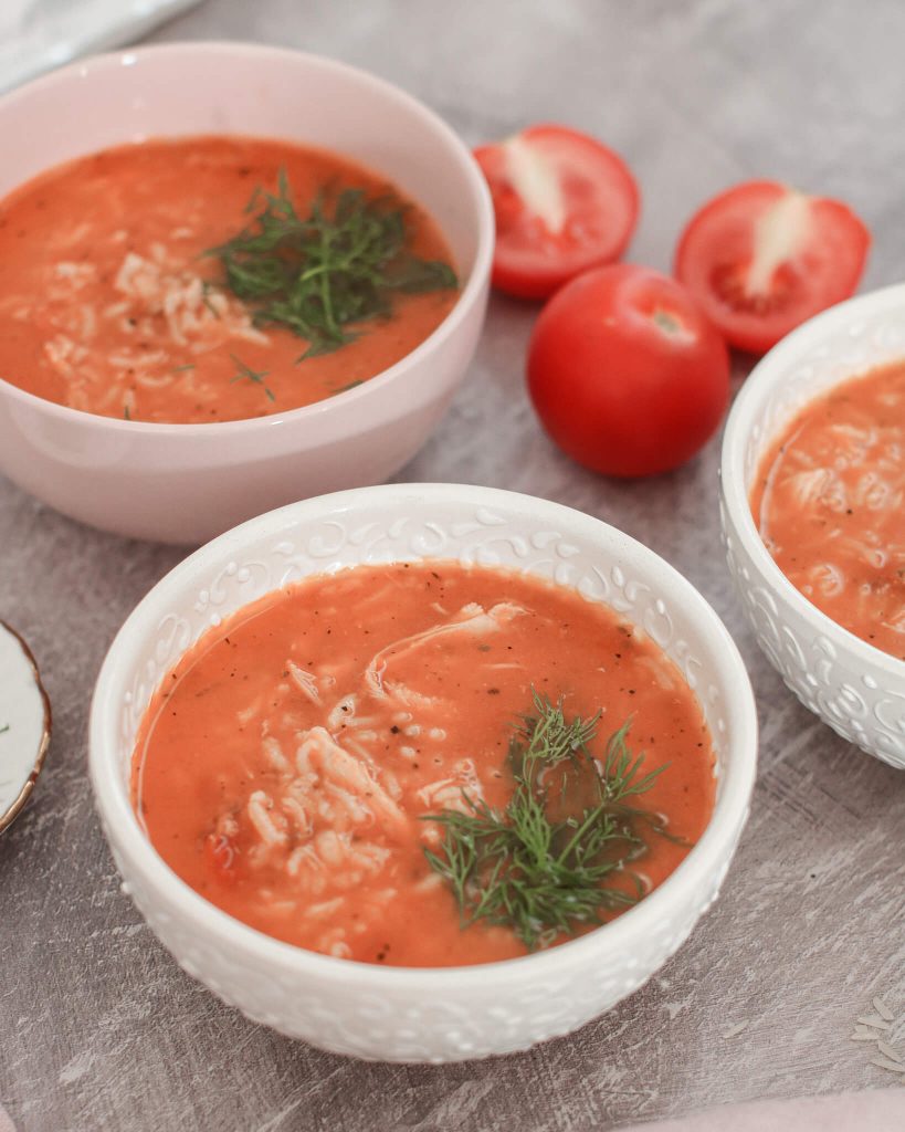 pomidoru sriuba su ryziais