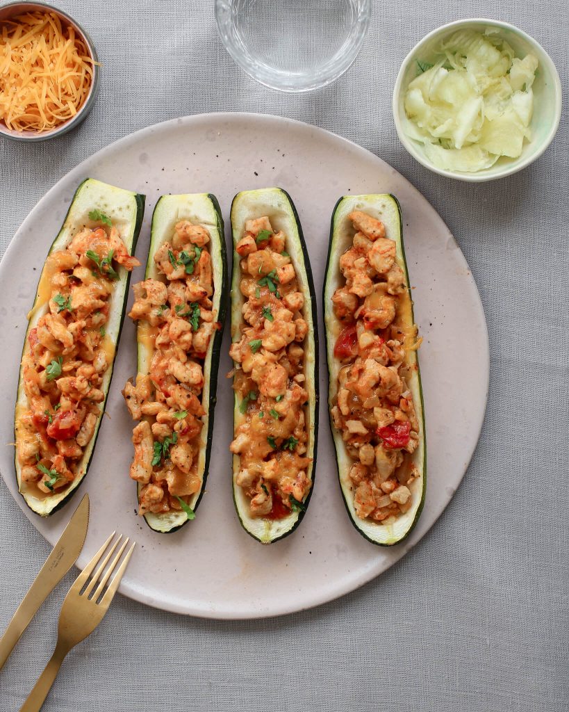 vištiena įdarytos cukinijos