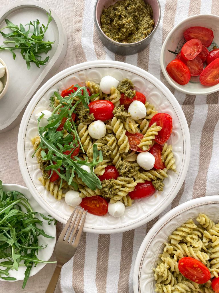 makaronai su pesto