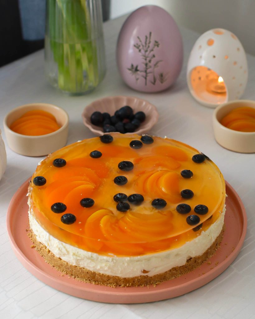 Nekeptas varškės tortas su žele